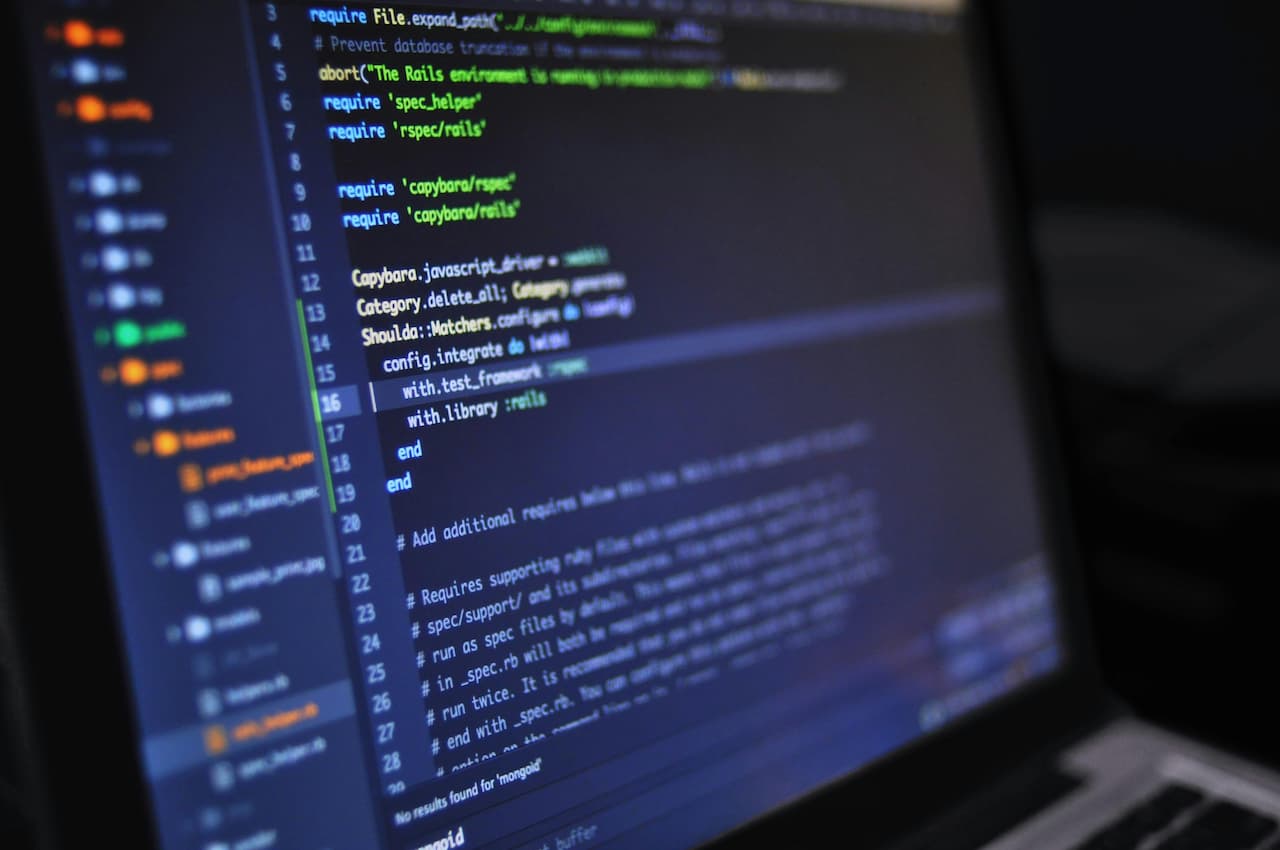 The Role of Ghostwriter BWL in Crafting Content for Modern Programming Courses: From Case Studies to Business Analysis